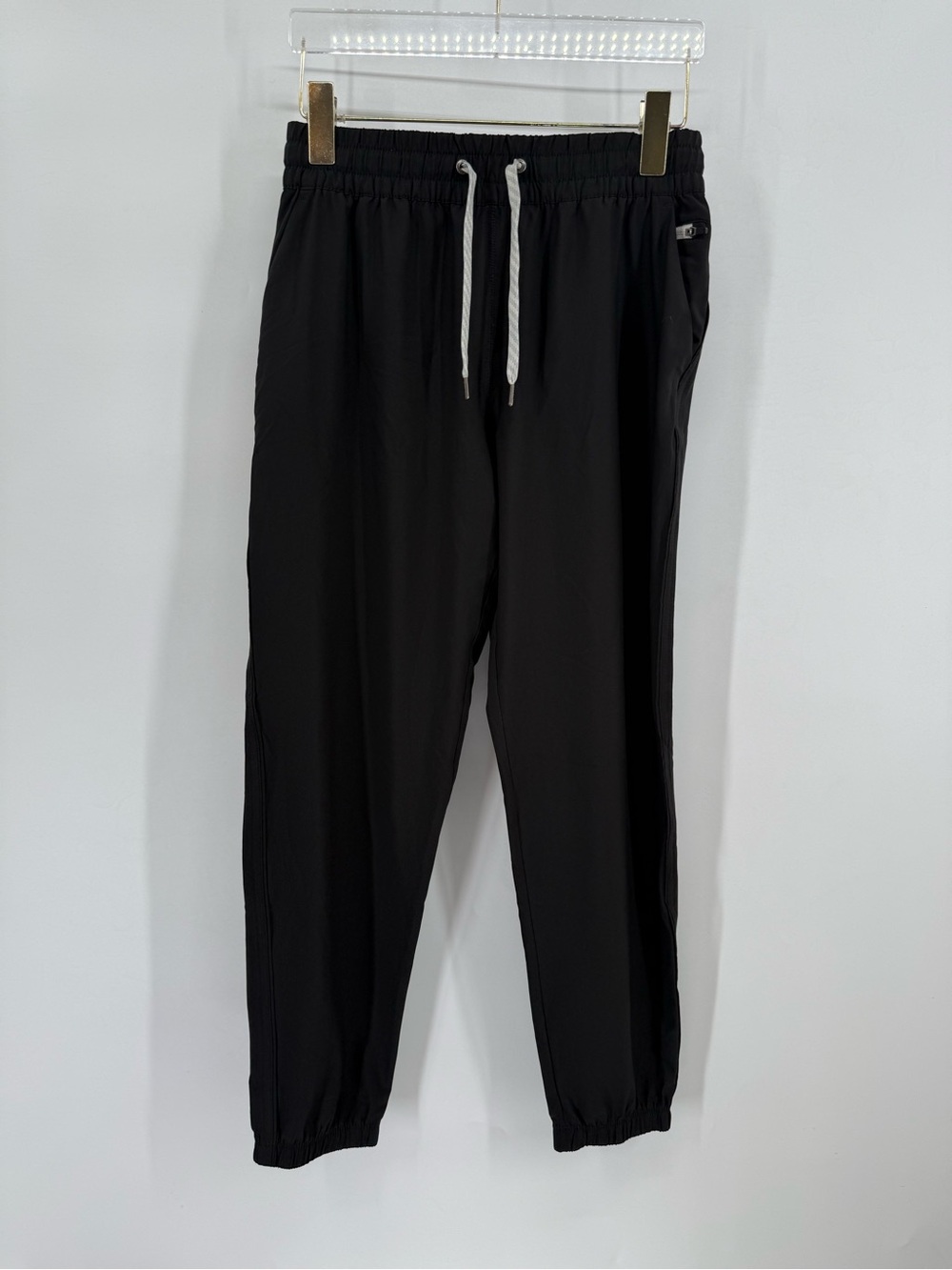 Vuori black pants size small